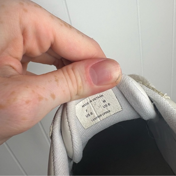 Everlane Court Sneakers White Black Leather Women’s Size 8 Casual Low Top Prep - Picture 7 of 7